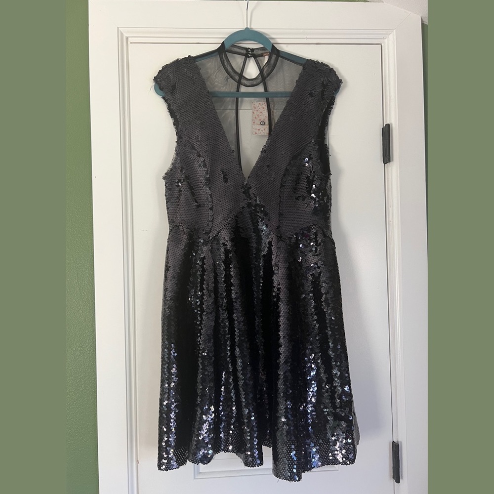 FREE PEOPLE Dance til Dawn Fit & Flare Dress Black Mini Lined Crew Large NEW